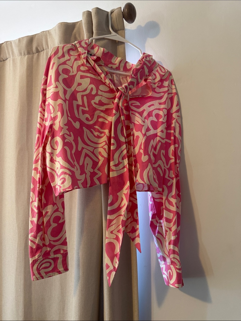 Zara Pink & Cream Abstract Tie-Neck Blouse